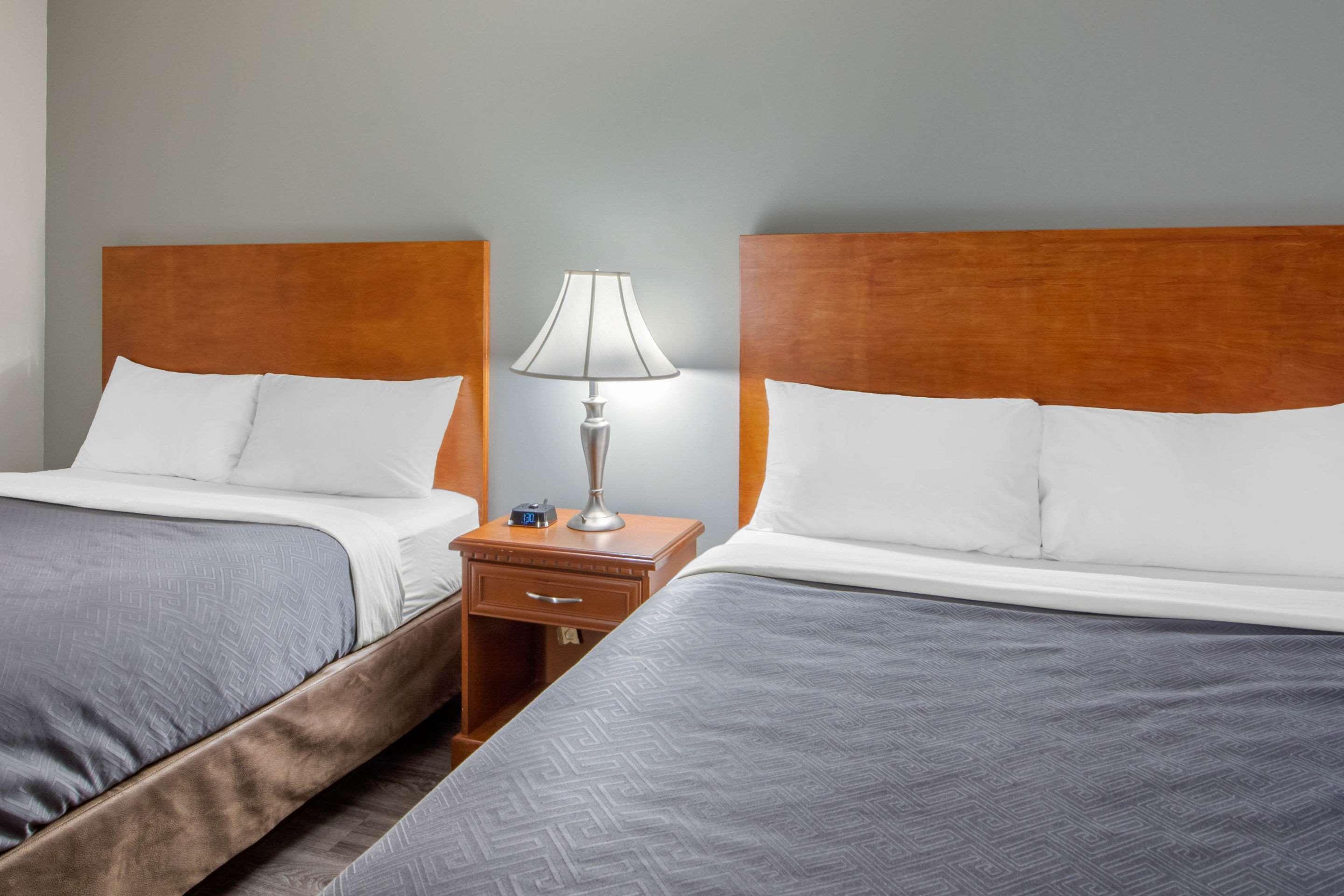 Econo Lodge Regina Ngoại thất bức ảnh