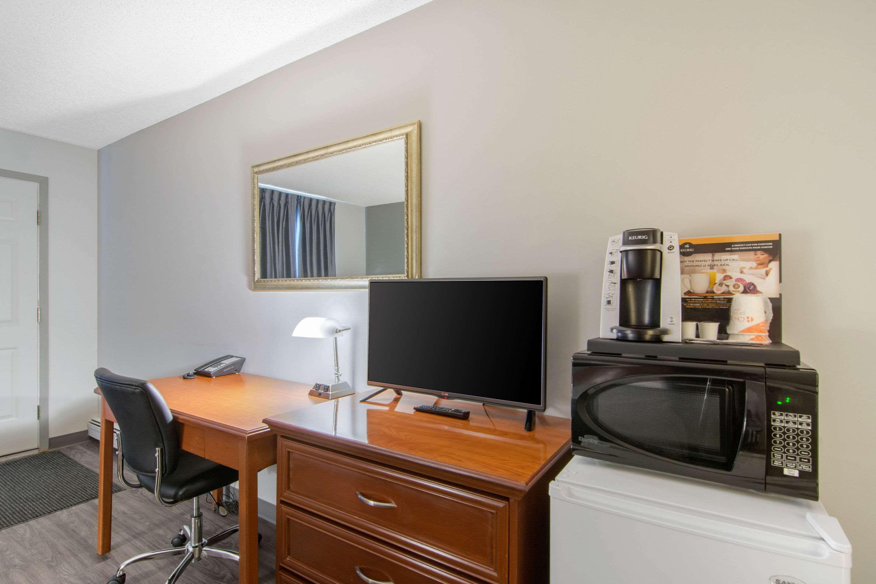 Econo Lodge Regina Ngoại thất bức ảnh