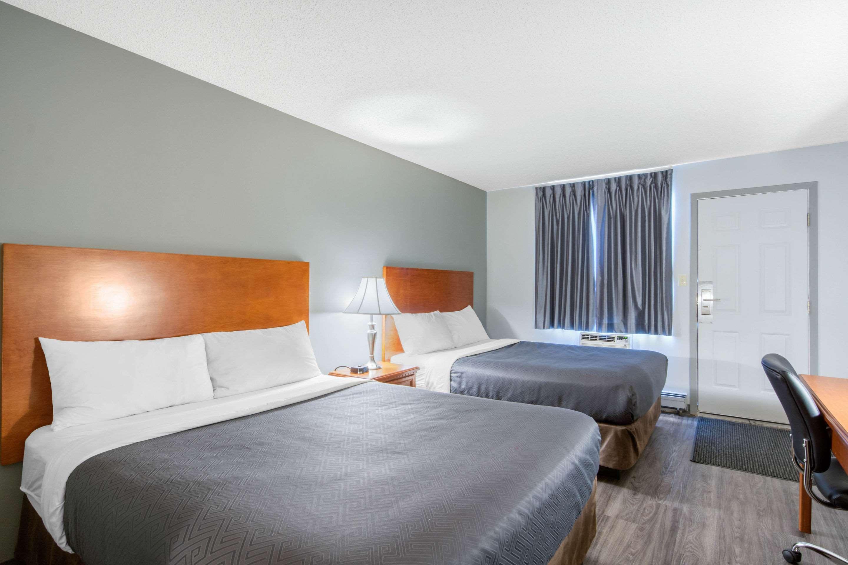 Econo Lodge Regina Ngoại thất bức ảnh